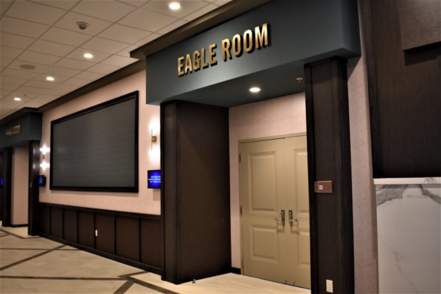 Eagle Room 2 - Oak Grove